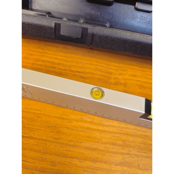 Aluminum Level With Case Measuring 12 Inches By LazerPro - Picture 6 of 7
